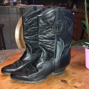 Black cowgirl boots